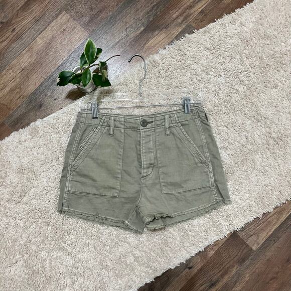 American Eagle Size 2 Olive Green Frayed High Waisted Button Fly Shorts - Picture 1 of 5